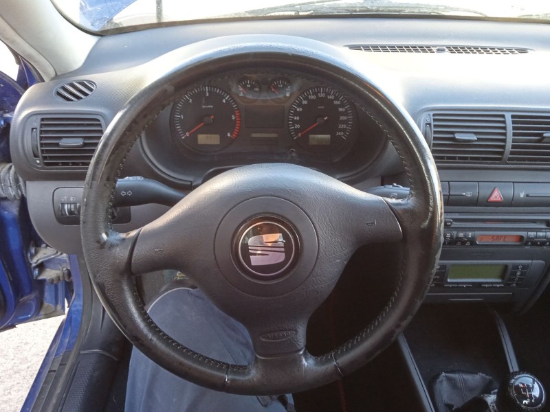 seat toledo ii (1m2) del año 2002