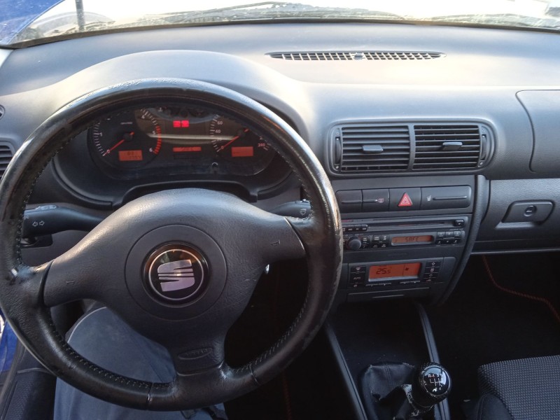 seat toledo ii (1m2) del año 2002
