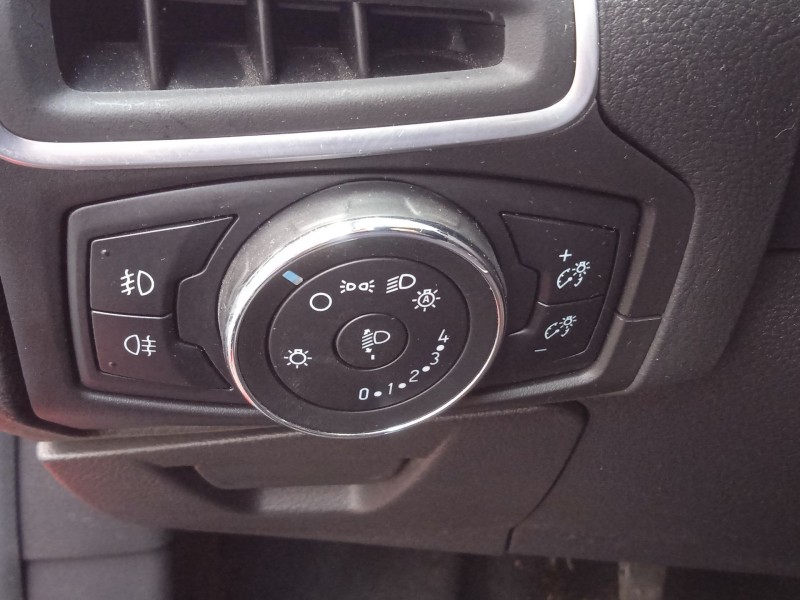 ford focus iv (hn) del año 2013