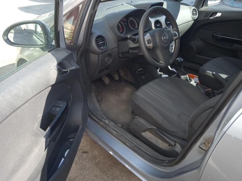 opel corsa d (s07) del año 2007
