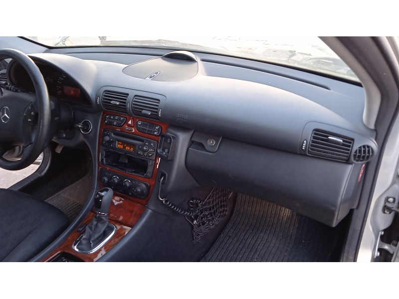 mercedes-benz clase c t-model (s203) del año 2004