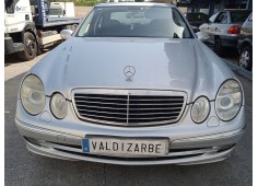 mercedes-benz clase e (w211) del año 2006 2