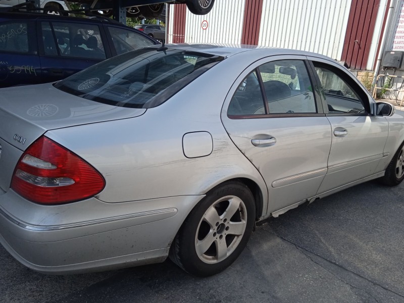 mercedes-benz clase e (w211) del año 2006