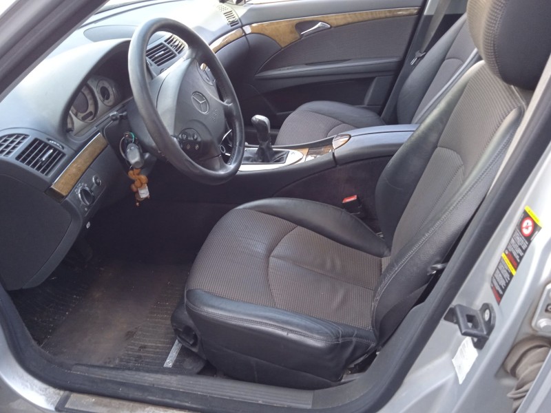 mercedes-benz clase e (w211) del año 2006