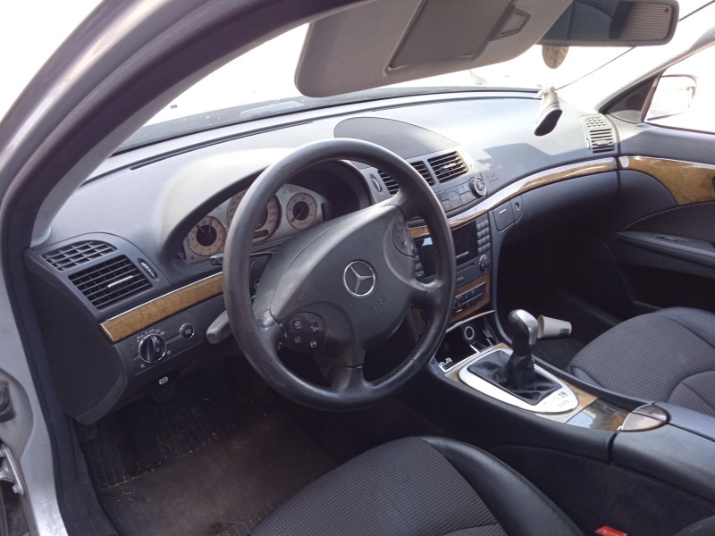 mercedes-benz clase e (w211) del año 2006