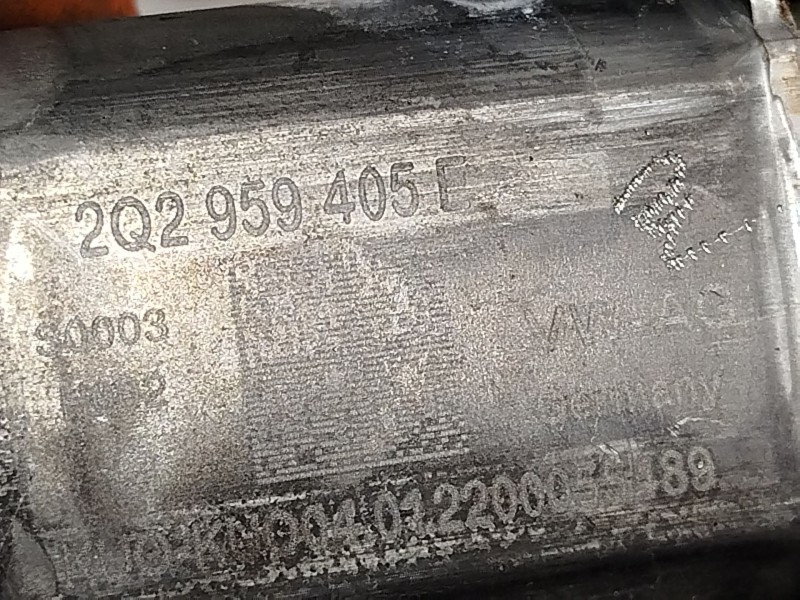 Recambio de elevalunas delantero izquierdo para volkswagen t-cross (c11, d31) 1.0 tsi referencia OEM IAM 2GM837461B 2Q2959405E 