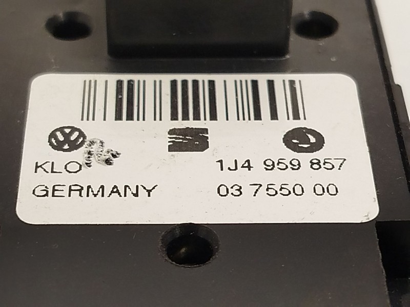 Recambio de mando elevalunas delantero izquierdo para volkswagen golf iv (1j1) 1.9 tdi referencia OEM IAM 1J4959857  