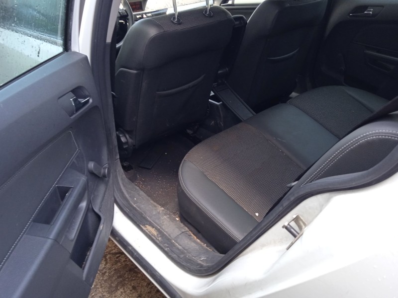 opel astra h station wagon (a04) del año 2009