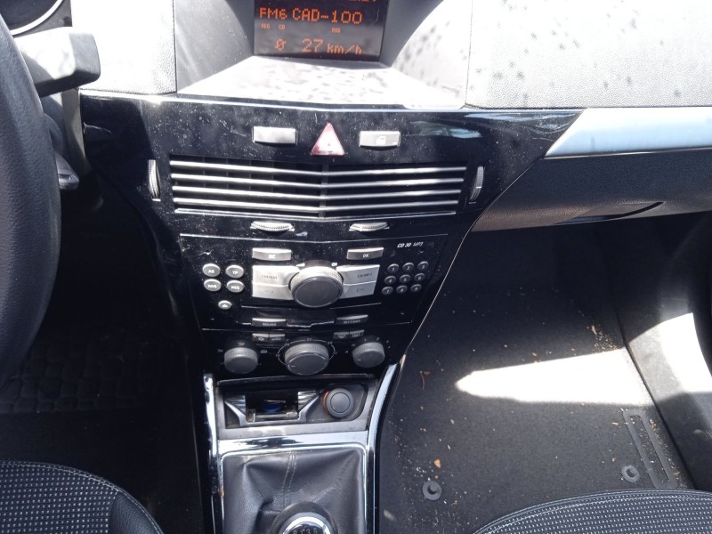 opel astra h station wagon (a04) del año 2009