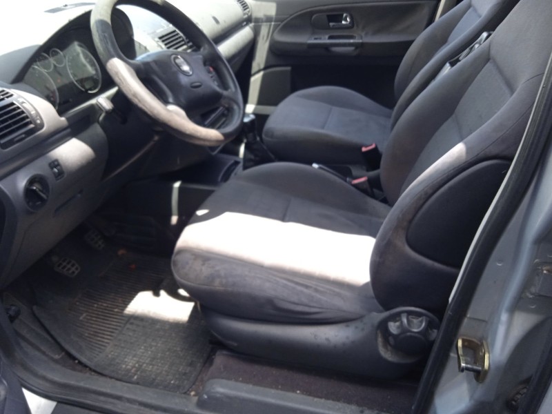 seat alhambra (7v8, 7v9) del año 2003