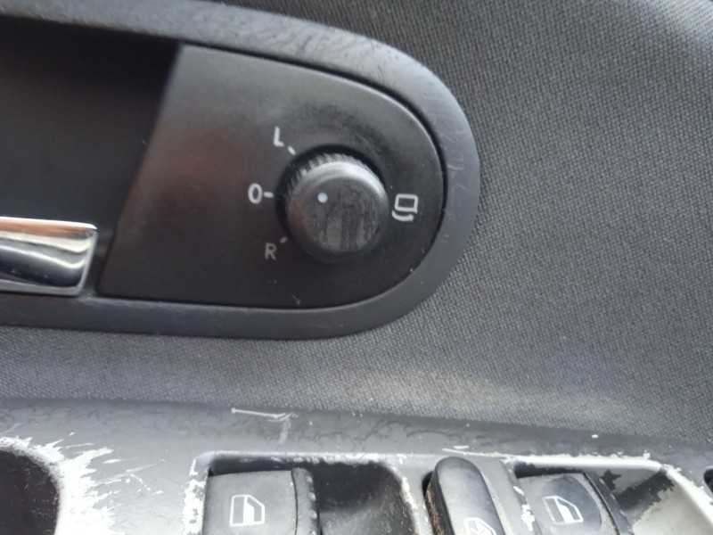 seat alhambra (7v8, 7v9) del año 2003