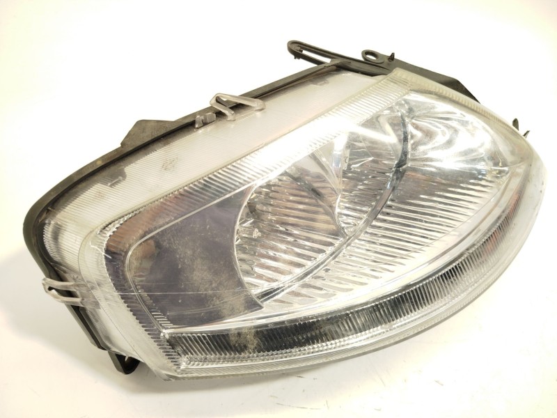 Recambio de faro derecho para citroën c3 i (fc_, fn_) 1.4 hdi referencia OEM IAM 6205Z6  