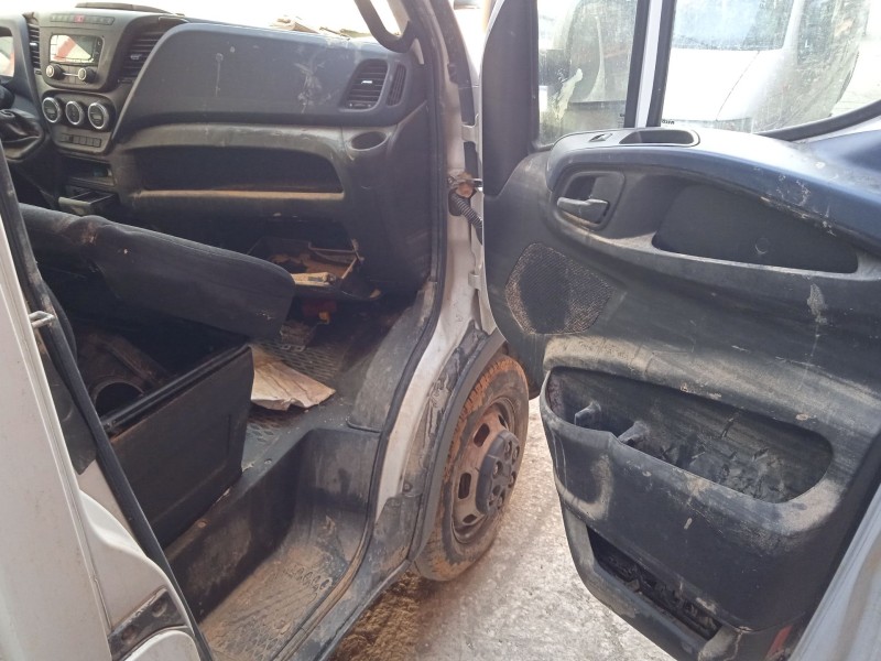 iveco daily vi caja/chasis del año 2017