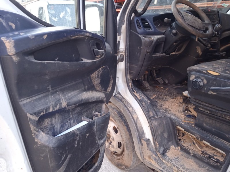 iveco daily vi caja/chasis del año 2017