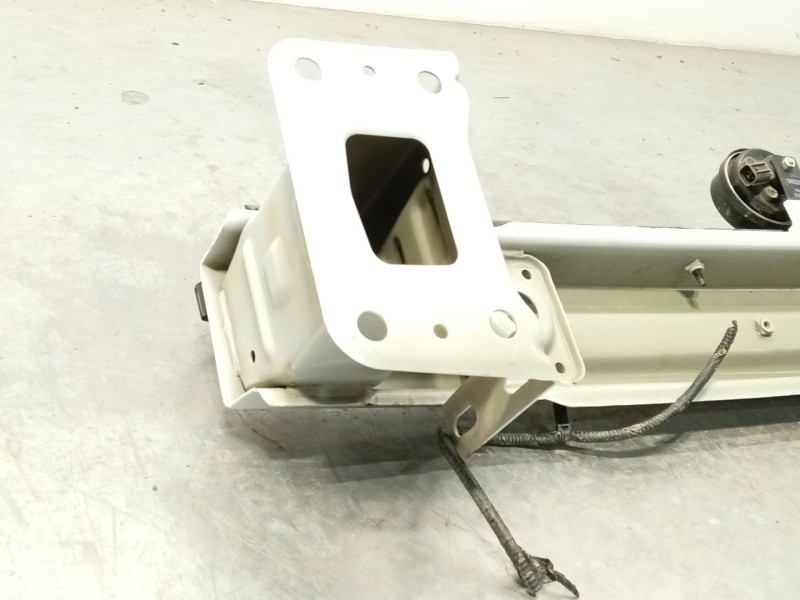 Recambio de refuerzo paragolpes delantero para mg mg zs suv (azs1) 1.5 vti referencia OEM IAM 10754669S 10754669SEPP 