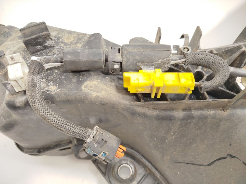 Recambio de deposito aditivo fap adblue para nissan nv250 furgoneta (x61) dci 95 referencia OEM IAM 172A25422R  