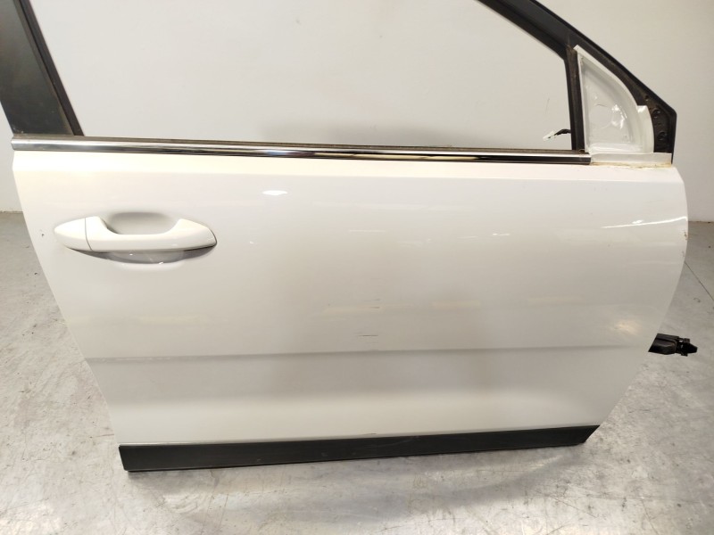 Recambio de puerta delantera derecha para kia stonic (ybcuv) 1.0 tgdi cat referencia OEM IAM 76004H8400  