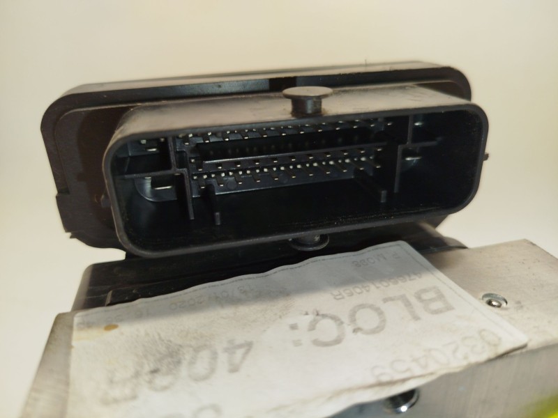 Recambio de abs para nissan nv250 furgoneta (x61) dci 95 referencia OEM IAM 476601406R 0265956527 269790