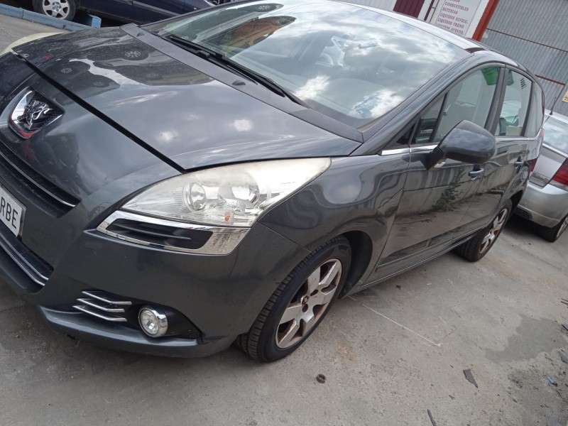 peugeot 5008 (0u_, 0e_) del año 2012