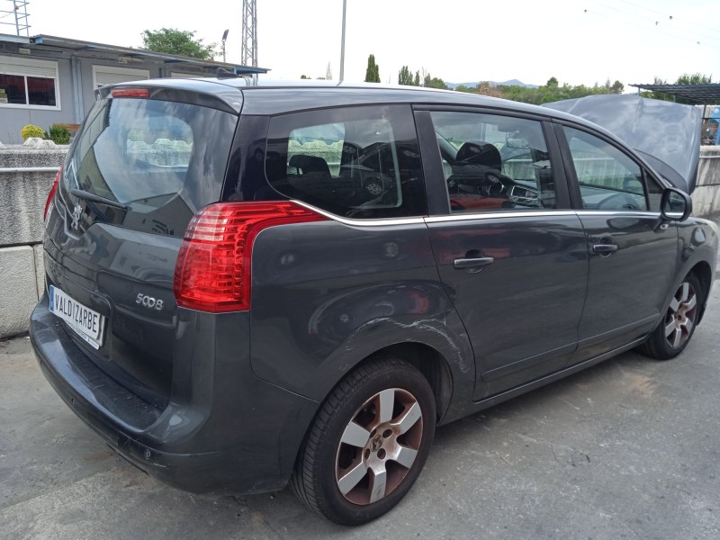 peugeot 5008 (0u_, 0e_) del año 2012