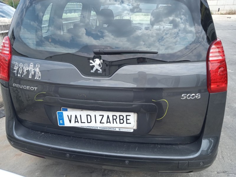 peugeot 5008 (0u_, 0e_) del año 2012
