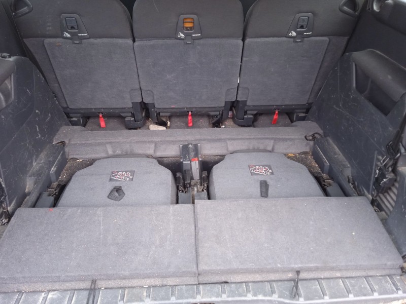 peugeot 5008 (0u_, 0e_) del año 2012