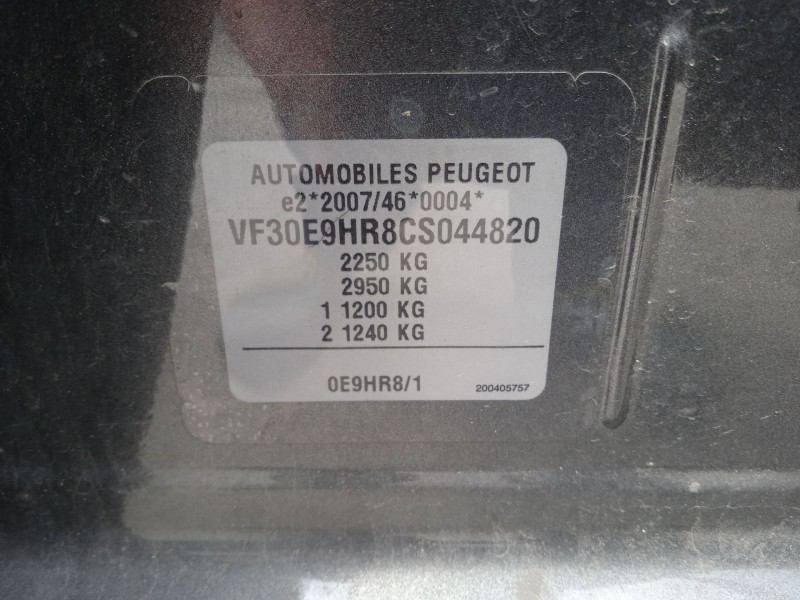 peugeot 5008 (0u_, 0e_) del año 2012