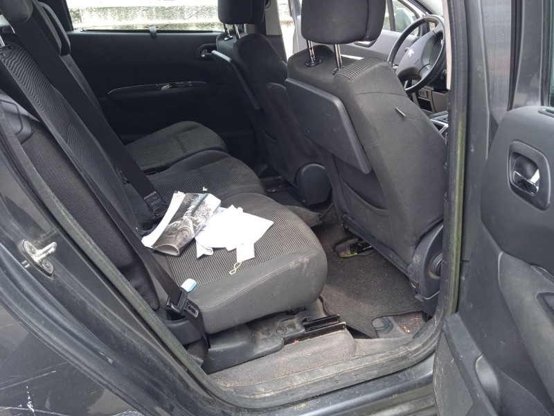 peugeot 5008 (0u_, 0e_) del año 2012