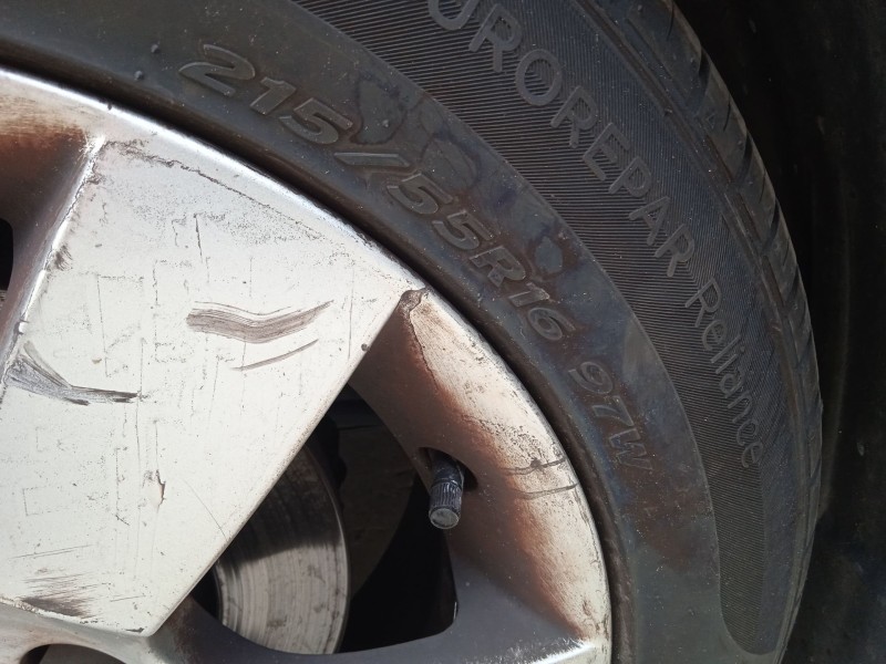 peugeot 5008 (0u_, 0e_) del año 2012