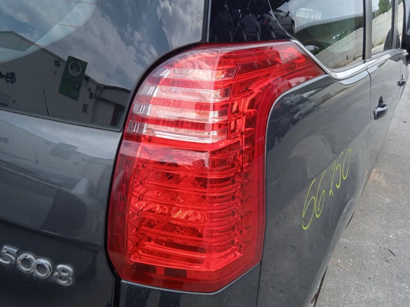 peugeot 5008 (0u_, 0e_) del año 2012