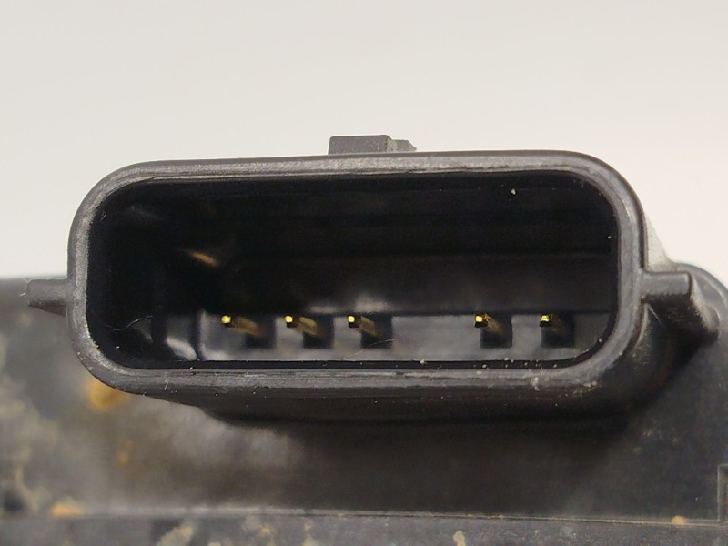 Recambio de valvula egr para nissan nv250 furgoneta (x61) dci 95 referencia OEM IAM 147100361R  