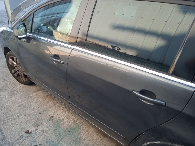 peugeot 5008 (0u_, 0e_) del año 2009