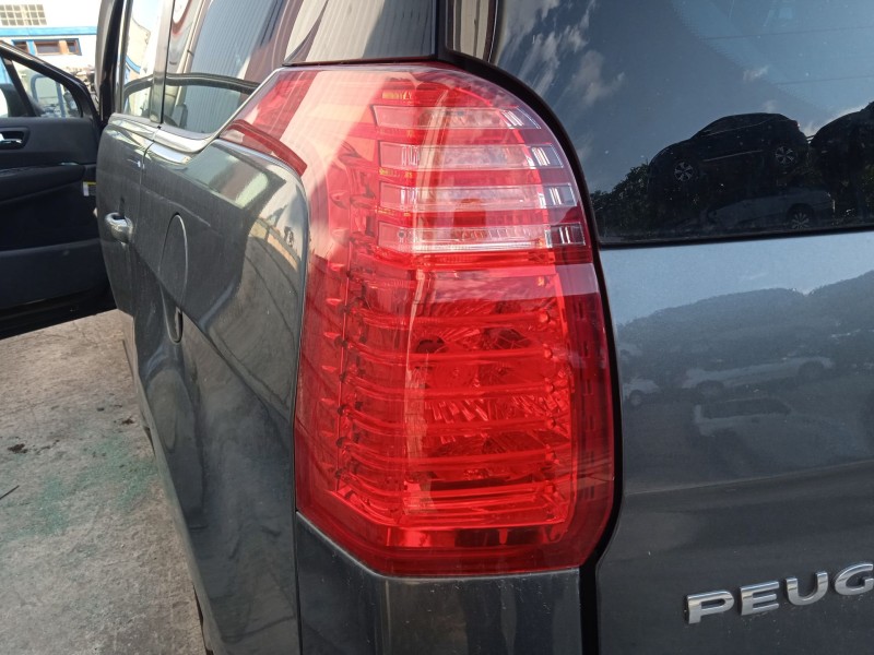 peugeot 5008 (0u_, 0e_) del año 2009