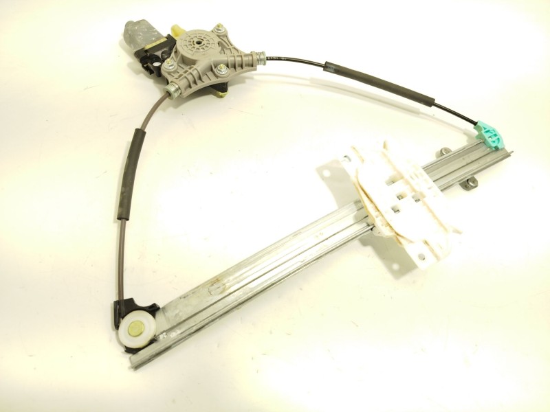 Recambio de elevalunas delantero derecho para kia stonic (ybcuv) 1.0 tgdi cat referencia OEM IAM 82460H8000  