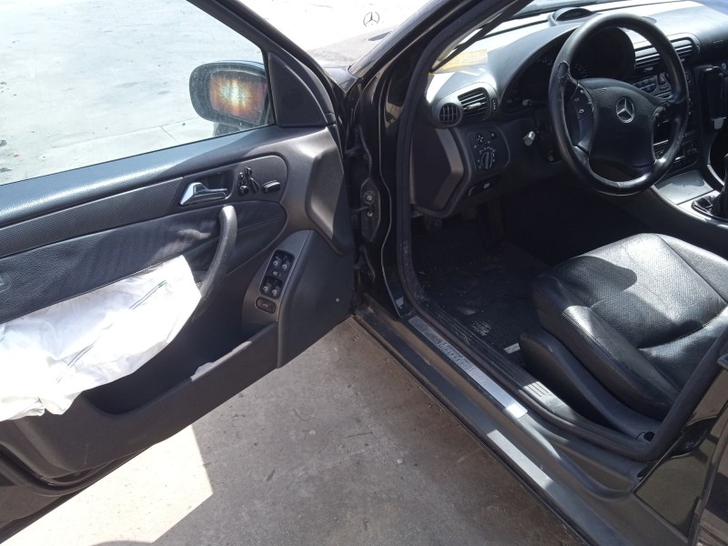 mercedes-benz clase c (w203) del año 2003