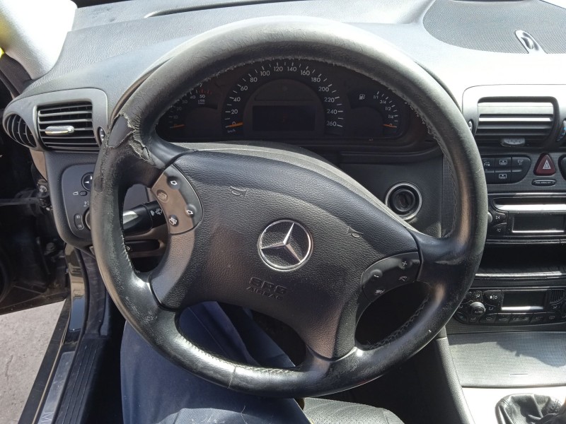 mercedes-benz clase c (w203) del año 2003