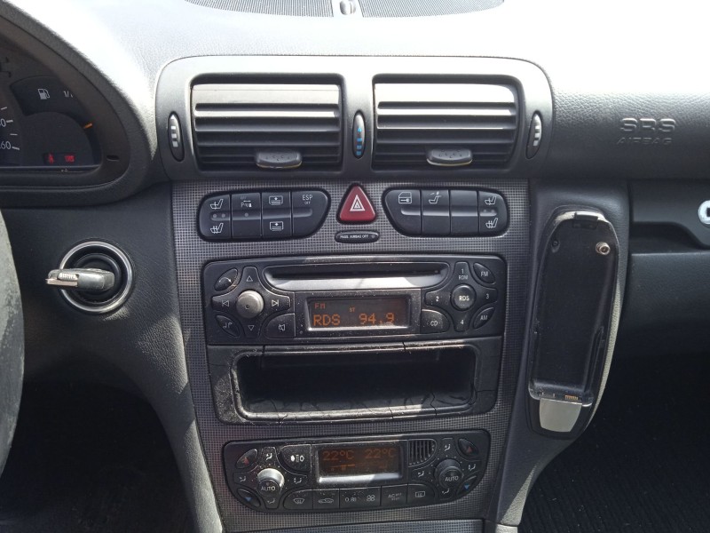 mercedes-benz clase c (w203) del año 2003