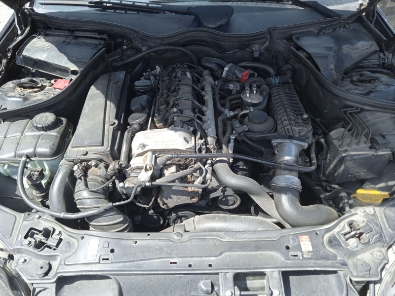mercedes-benz clase c (w203) del año 2003