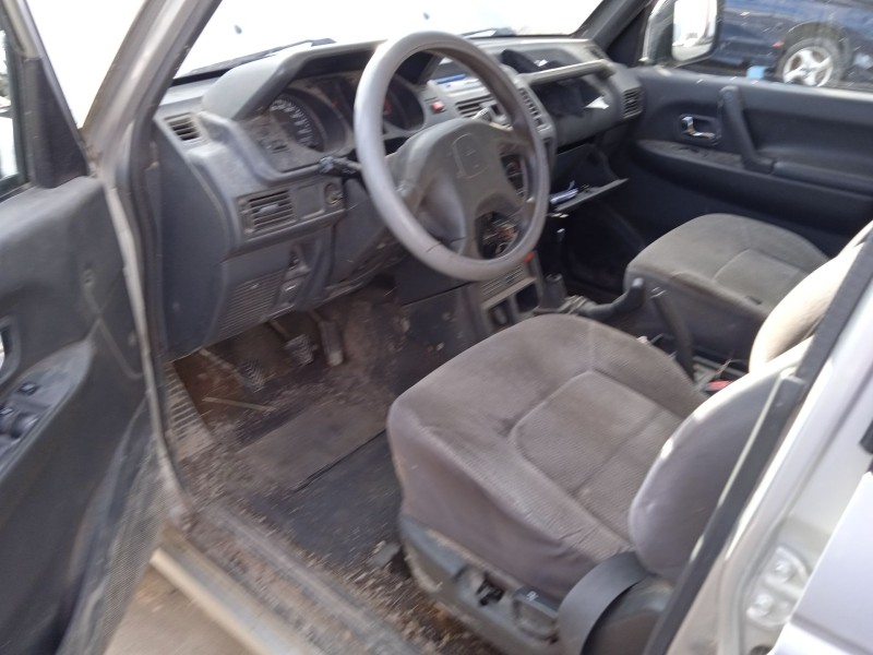 mitsubishi montero classic (v2_w, v6_w, v7_w) del año 2002