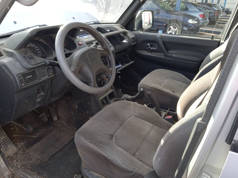 mitsubishi montero classic (v2_w, v6_w, v7_w) del año 2002