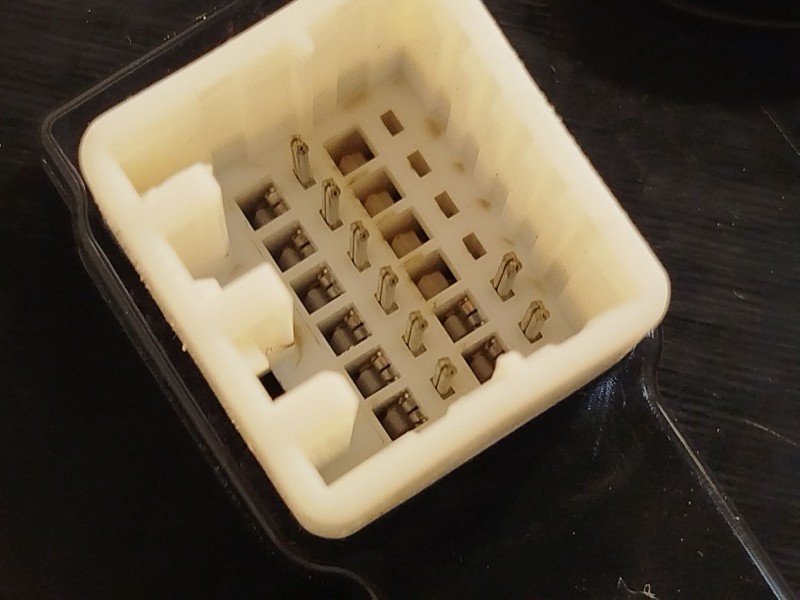 Recambio de retrovisor derecho para kia stonic (ybcuv) 1.0 tgdi cat referencia OEM IAM 87620H8060  