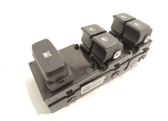 Recambio de mando elevalunas delantero izquierdo para kia stonic (ybcuv) 1.0 tgdi cat referencia OEM IAM 93570H8000WK   2