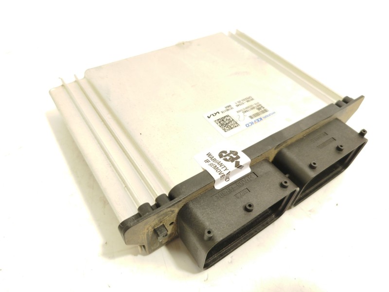 Recambio de centralita motor uce para kia stonic (ybcuv) 1.0 tgdi cat referencia OEM IAM 3910607046  