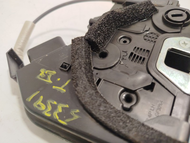 Recambio de cerradura puerta trasera izquierda para kia stonic (ybcuv) 1.0 tgdi cat referencia OEM IAM 81410H8010  