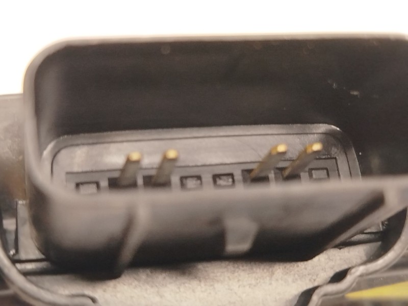 Recambio de cerradura puerta delantera derecha para kia stonic (ybcuv) 1.0 tgdi cat referencia OEM IAM 81320H8050  