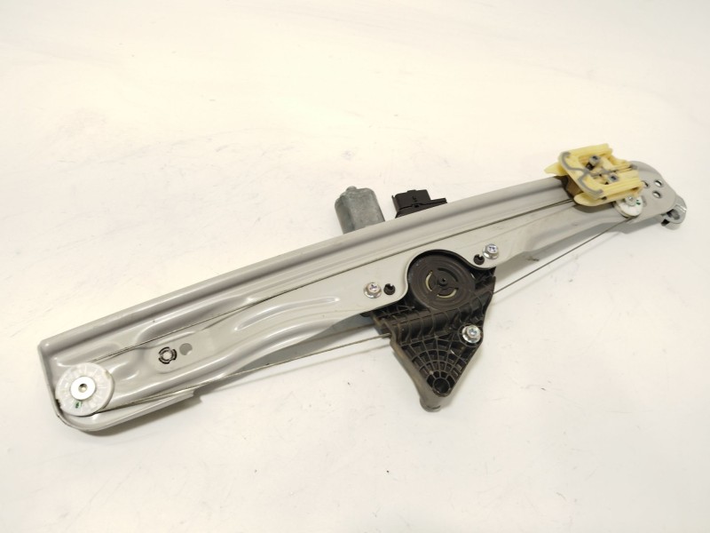 Recambio de elevalunas delantero izquierdo para opel crossland x / crossland (p17, p2qo) 1.5 (75) referencia OEM IAM 39227499  