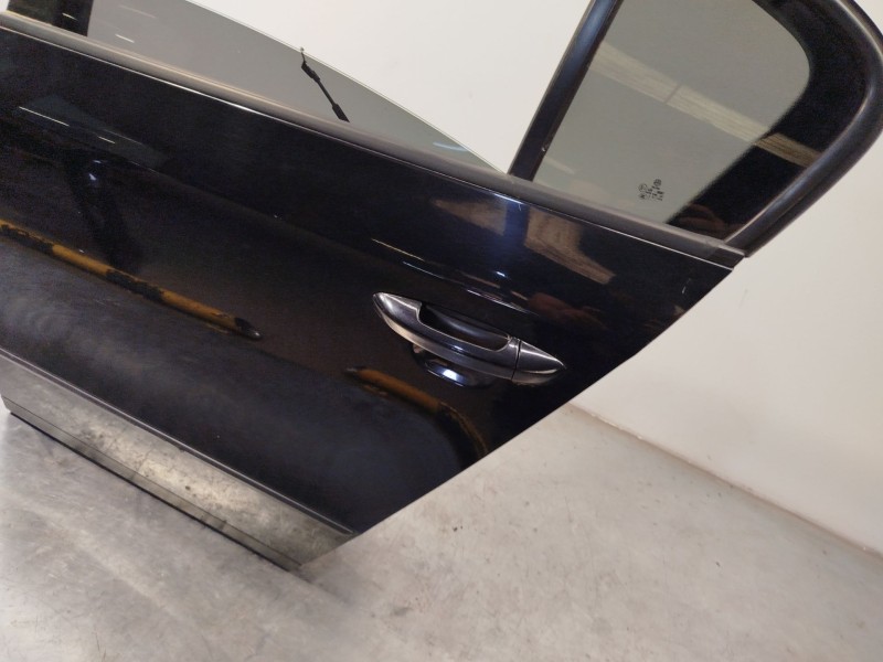Recambio de puerta trasera izquierda para volkswagen passat b6 (3c2) 2.0 fsi referencia OEM IAM 3C5833055H  