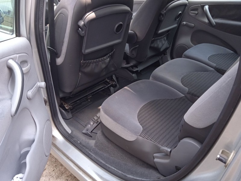 citroën xsara picasso (n68) del año 2008