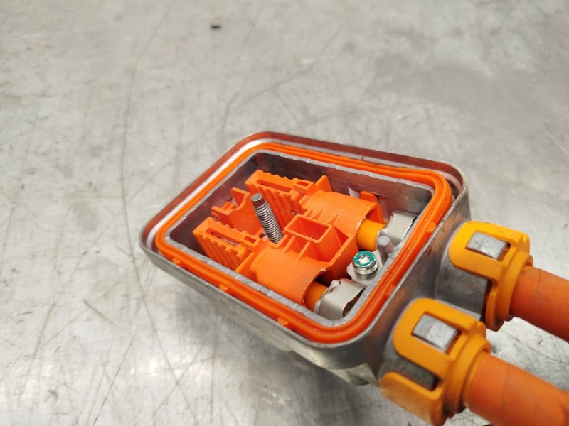 Recambio de modulo electronico para lynk & co 01 phev referencia OEM IAM 8892306472  8889626067