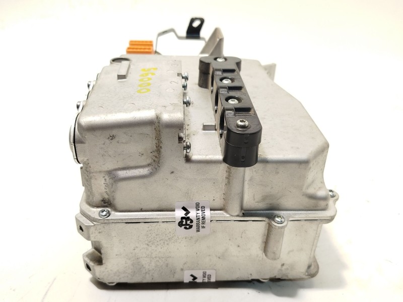 Recambio de convertidor potencia para lynk & co 01 phev referencia OEM IAM 8894765000 P8894765000 